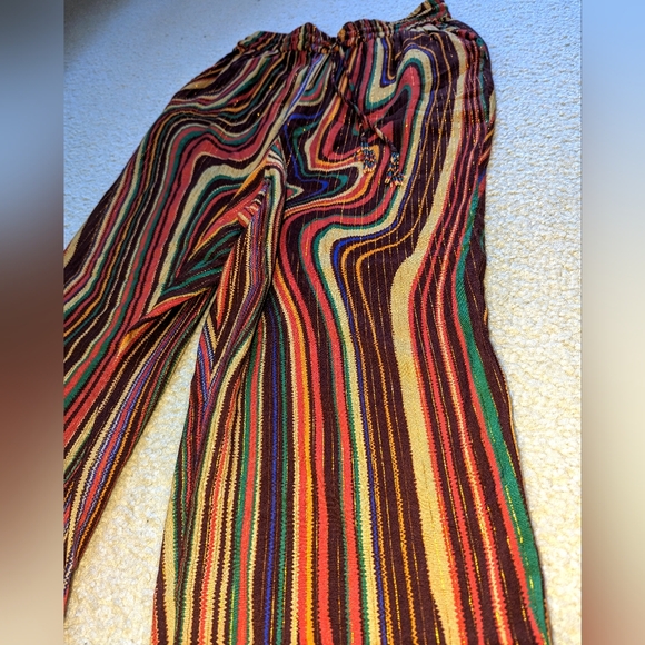 Farm Rio Exclusive Flowy Wavy Design Golden Accent Pants - Picture 8 of 12